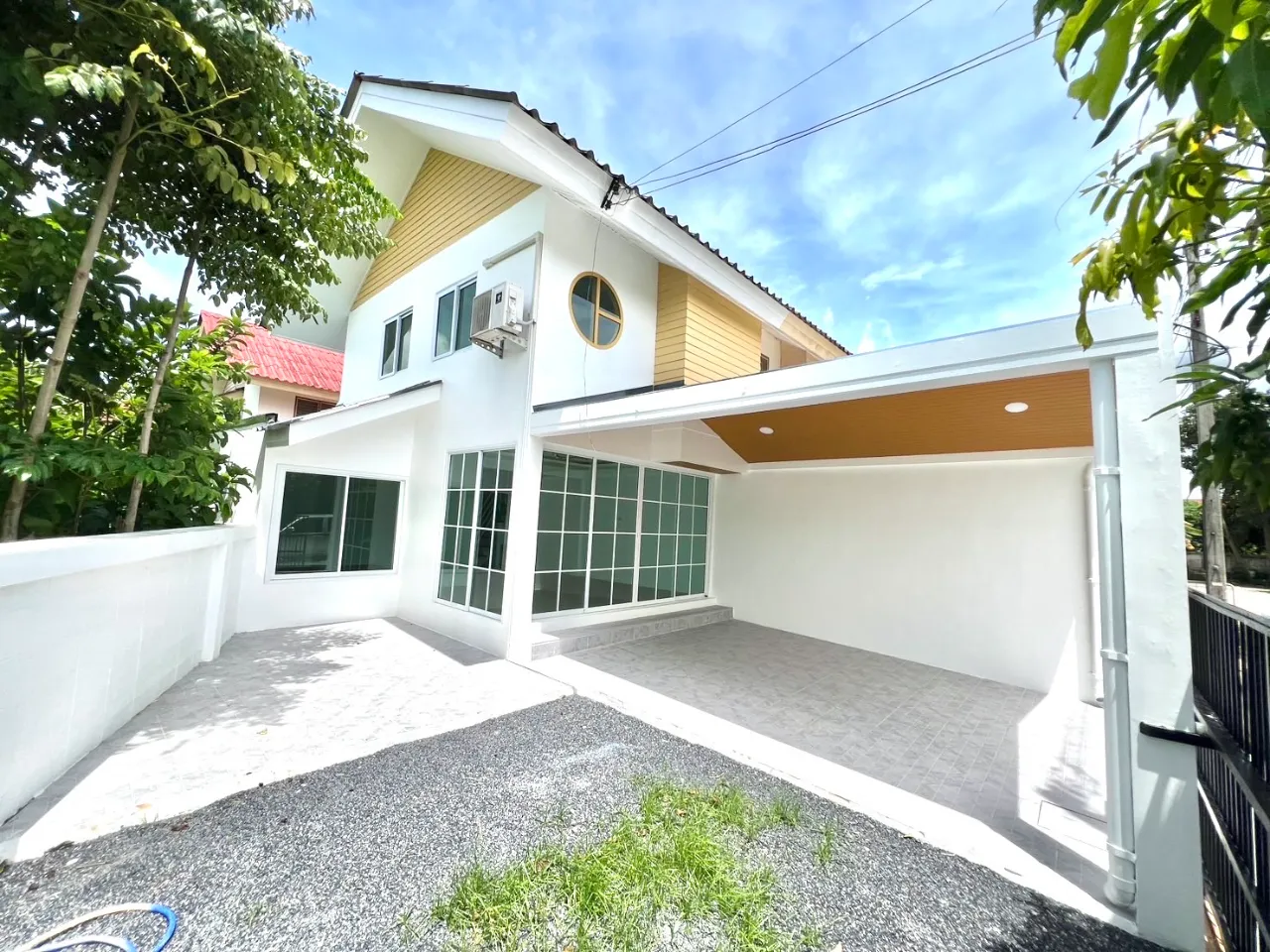 บ้านทาวน์เฮ้าส์ 2 ชั้นเคหะบ้านพร (หลังมุม) รีโนเวทใหม่ทั้งหลัง